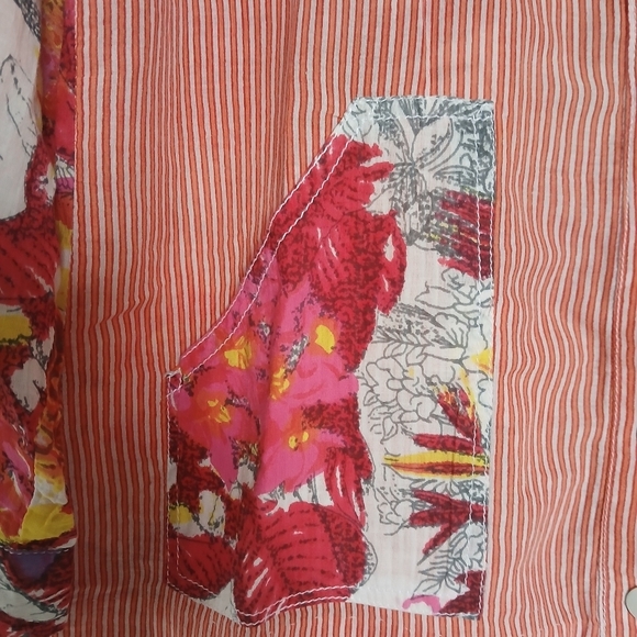 Sold !!!!Bayou Red and Purple Button Down Shirt with Abstract Floral Design - Picture 10 of 11